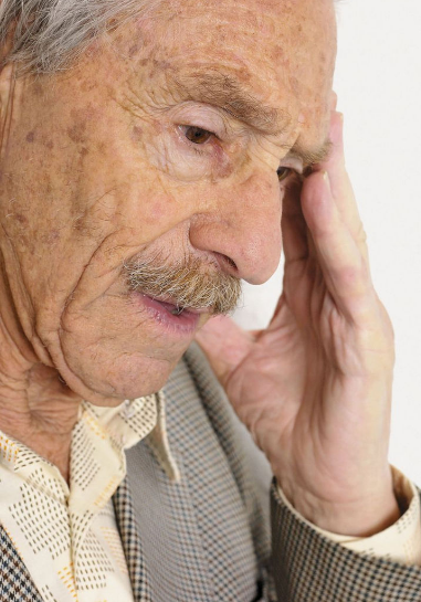 老年人患上白癜风怎么治疗